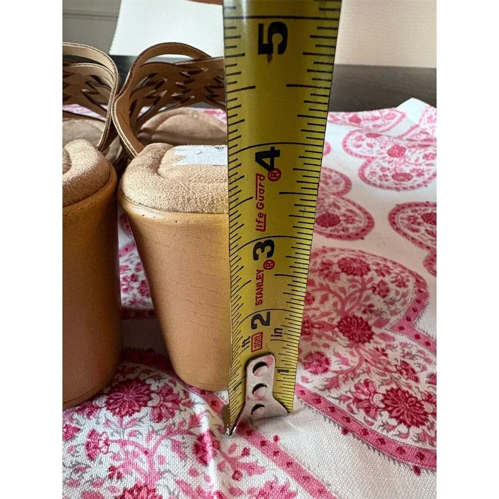CL by Laundry Astir metallic‎ gold wedge sandal sz 9 NEW adjustable strap.